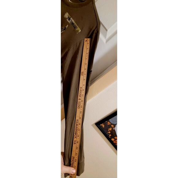 Tampa Bay Buccaneers Shirt Mens M Army Green Salute To Service NFL Football - Picture 9 of 11